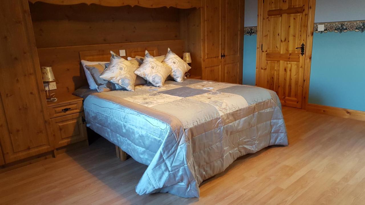 Leroy'S Lodge Headford Dış mekan fotoğraf